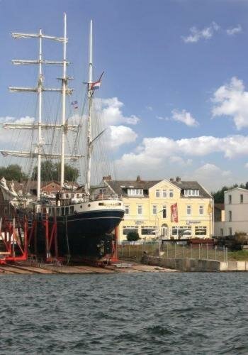 Гостиница Kieler Forde в Киле