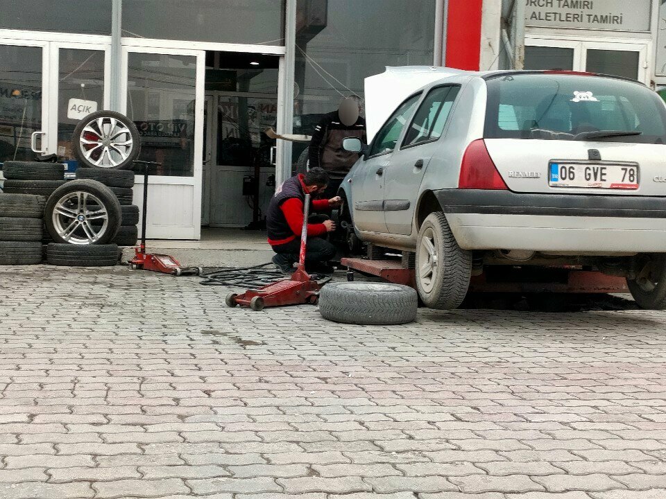 Tires and wheels Akkir Auto Tire Lassa Bridgestone, Konya, photo