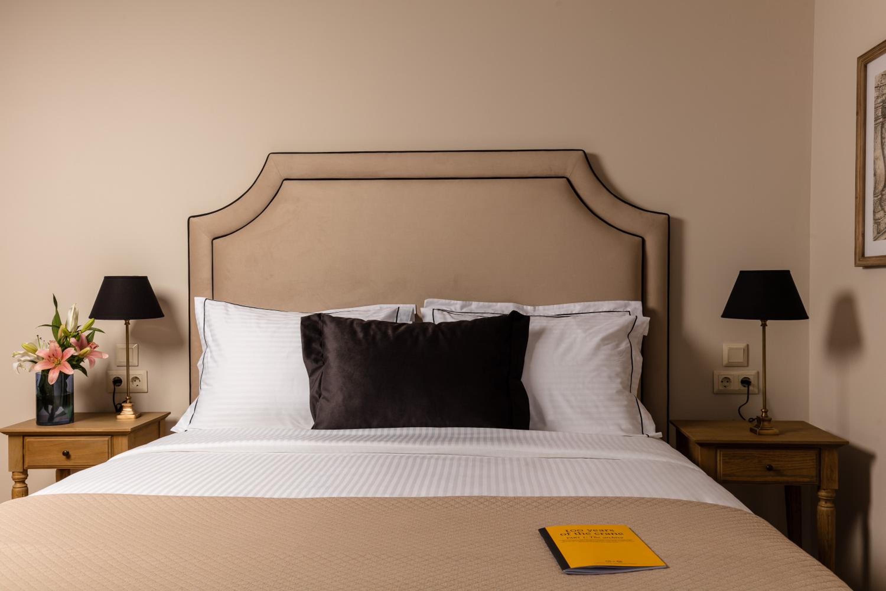 Фото Athens Mansion Luxury Suites