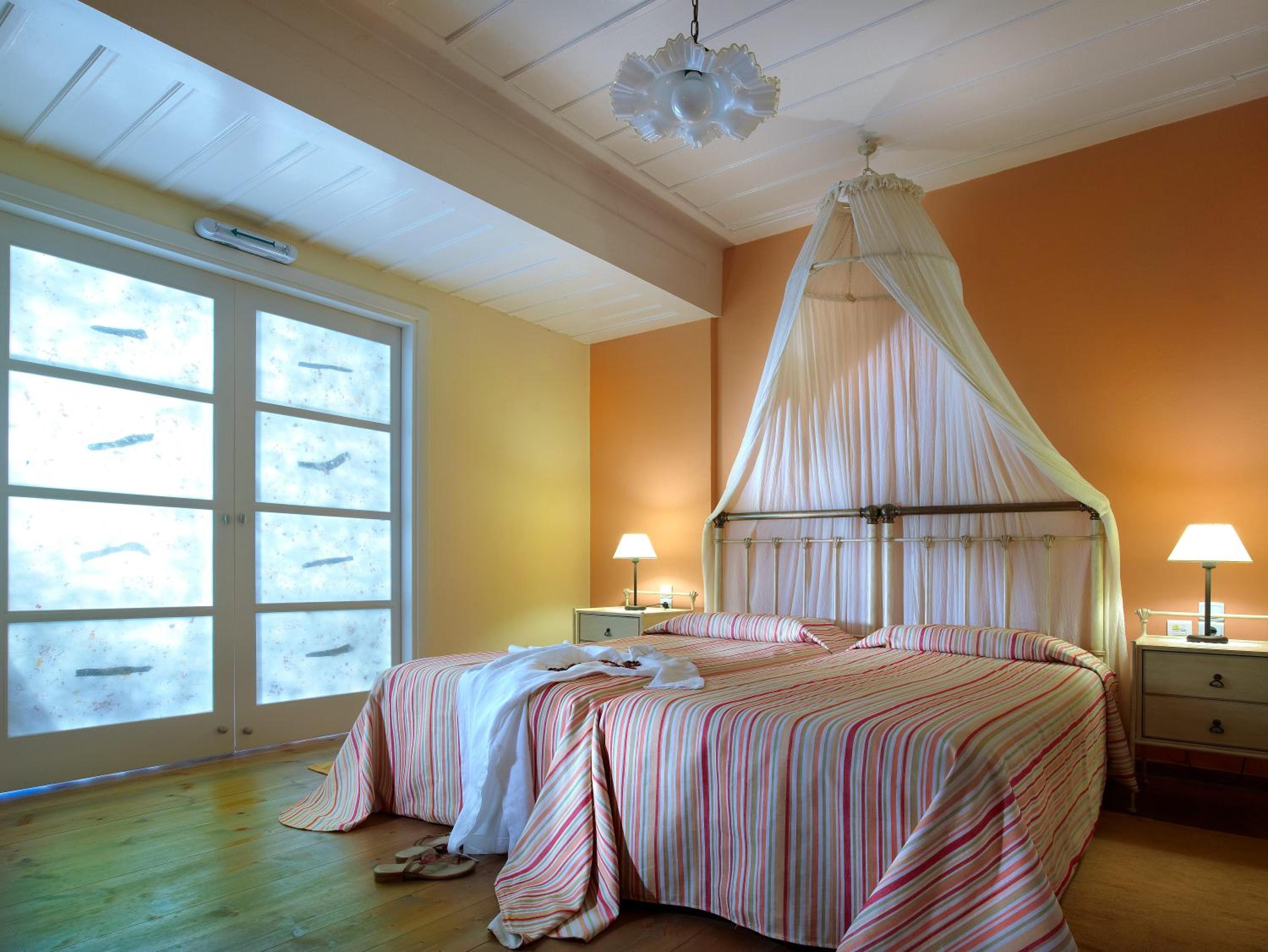 Фото Katalagari Country Suites