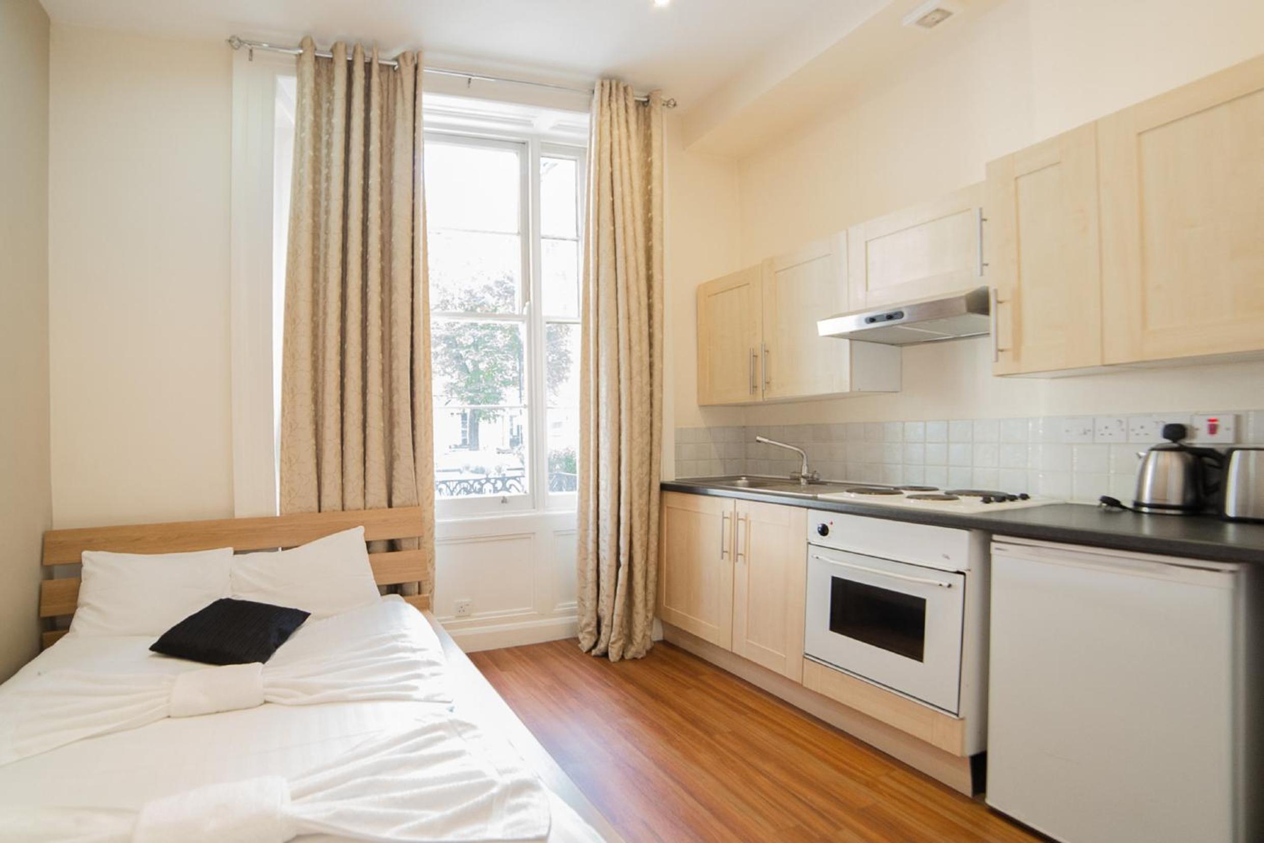 Фото Imperial Court Studios