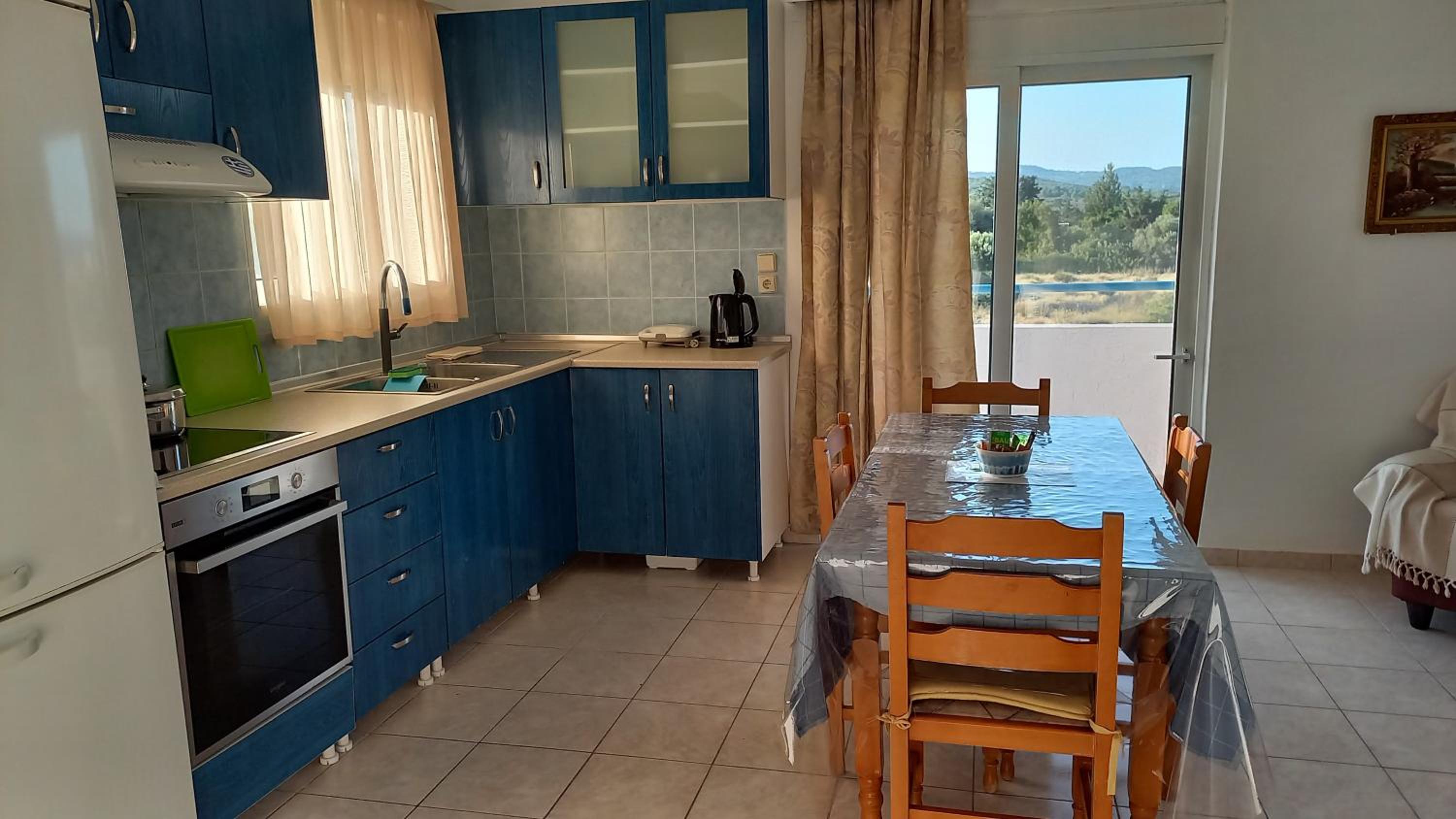 Фото Petasos Apartments