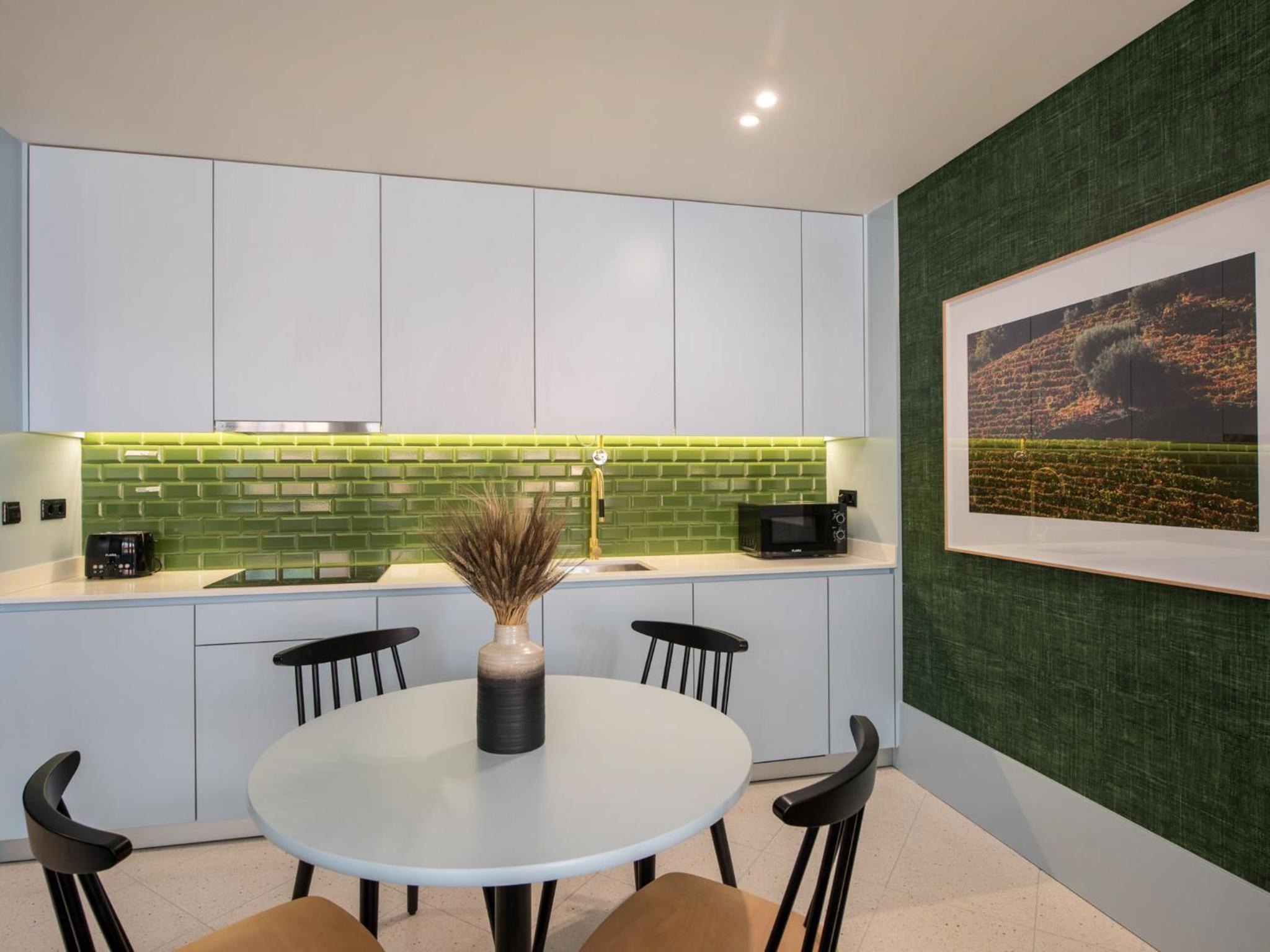 Фото Apartamentos The Arc Carrís