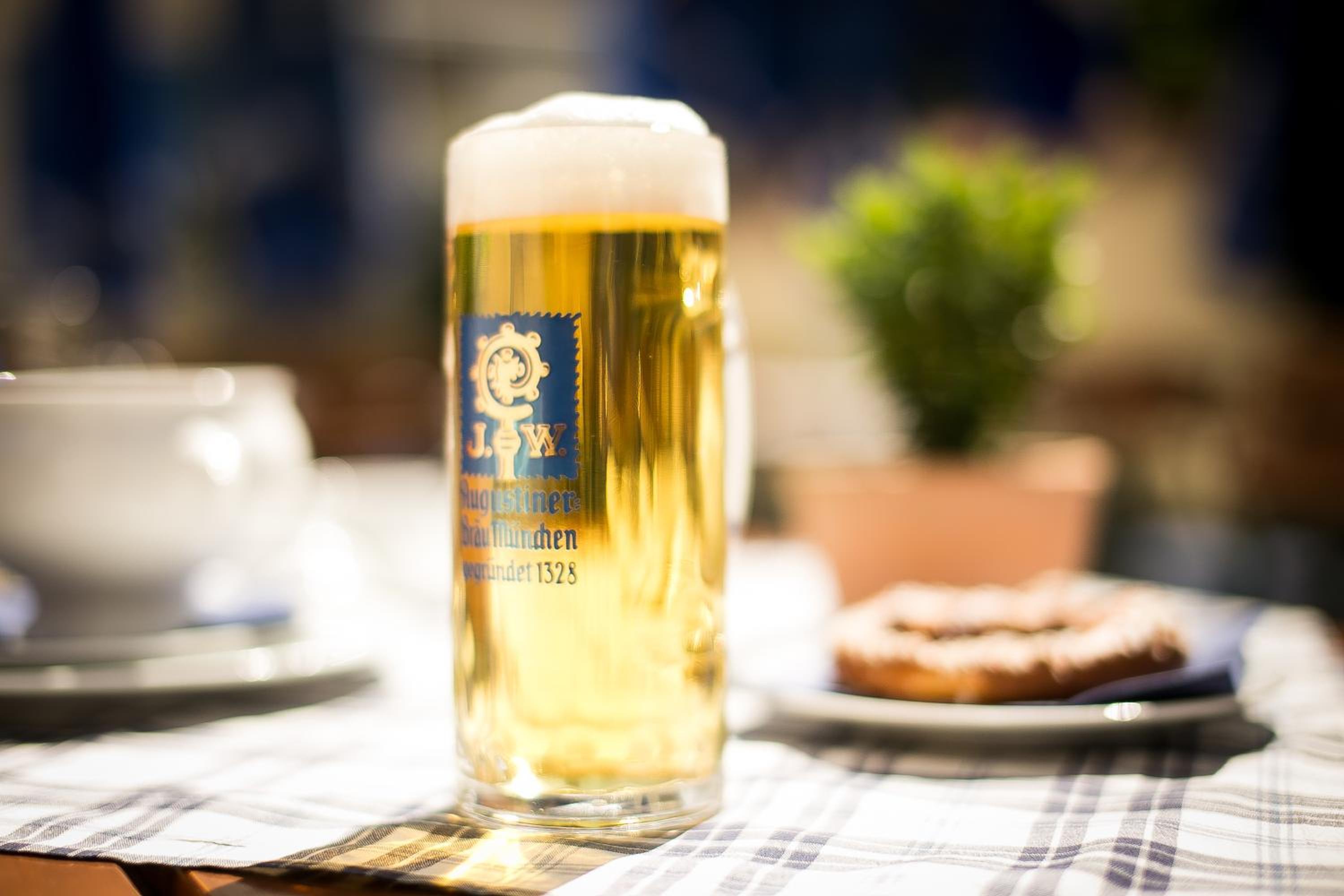 Фото Hotel - Gasthof Höttl