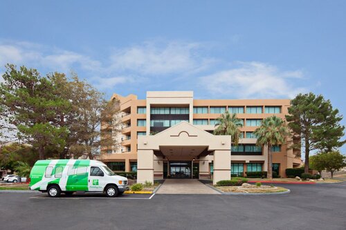 Гостиница Holiday Inn Palmdale-Lancaster, an Ihg Hotel в Палмдэйле