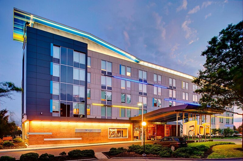 Гостиница Aloft Philadelphia Airport