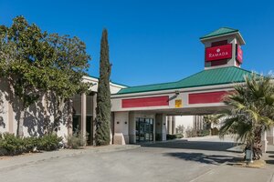 Гостиница Ramada by Wyndham Odessa Near University of Texas Permian