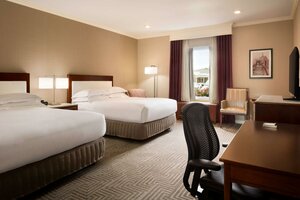 Гостиница Hilton St. Louis Frontenac