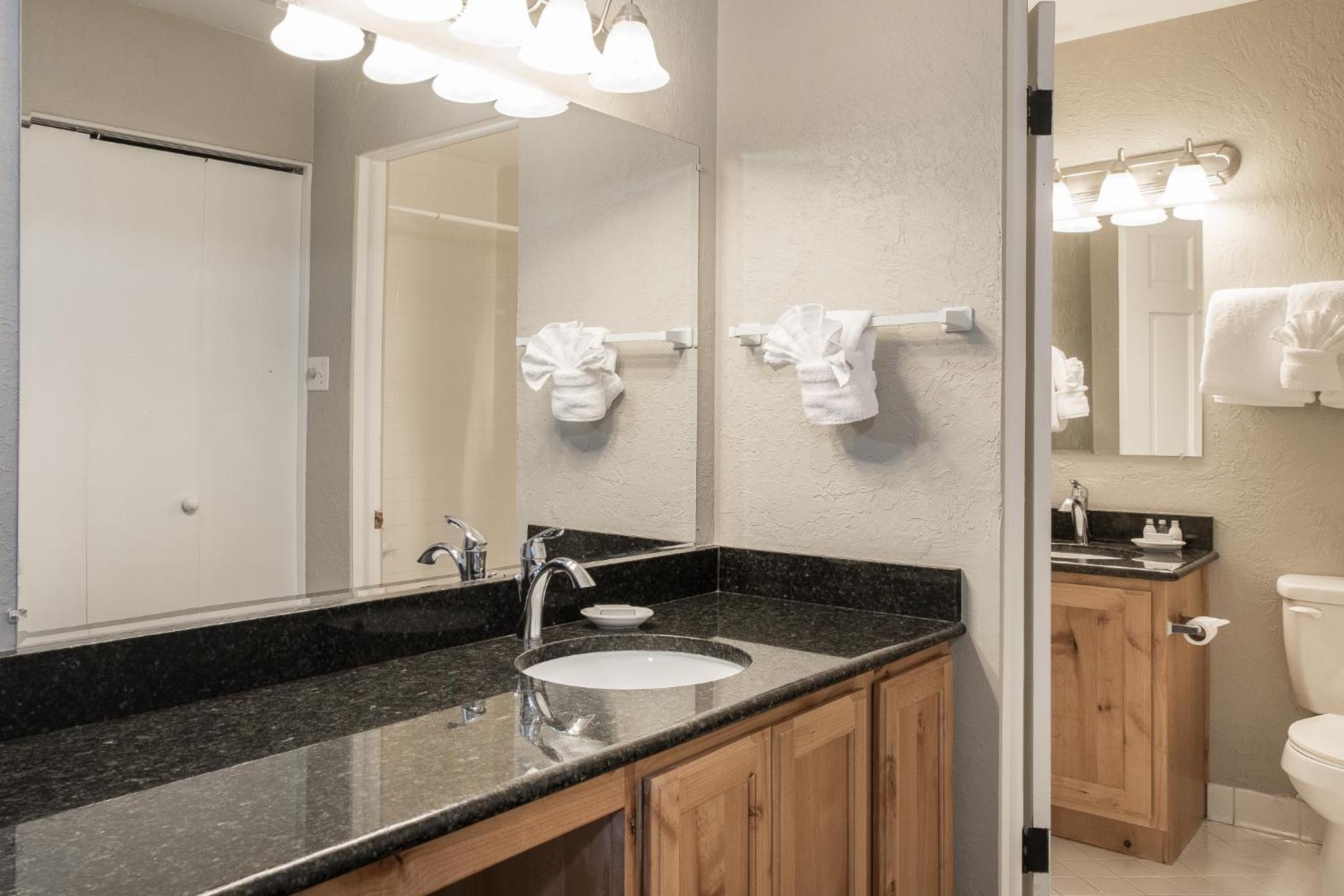 Фото Sweetwater Lift Lodge