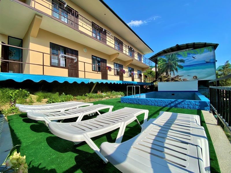 Фото отеля 1