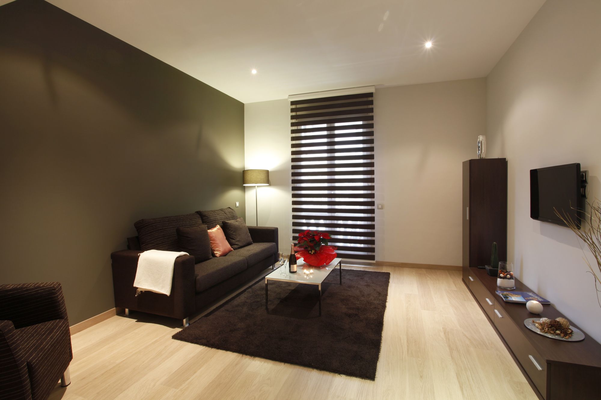 Фото Fisa Rentals Gran VIA Apartments