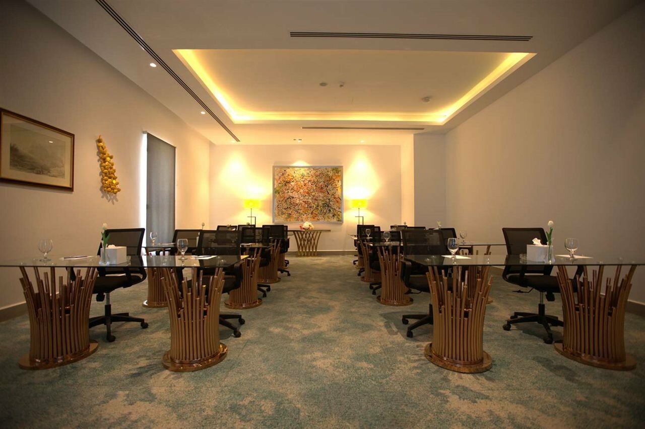 Фото Golden Tulip Amman