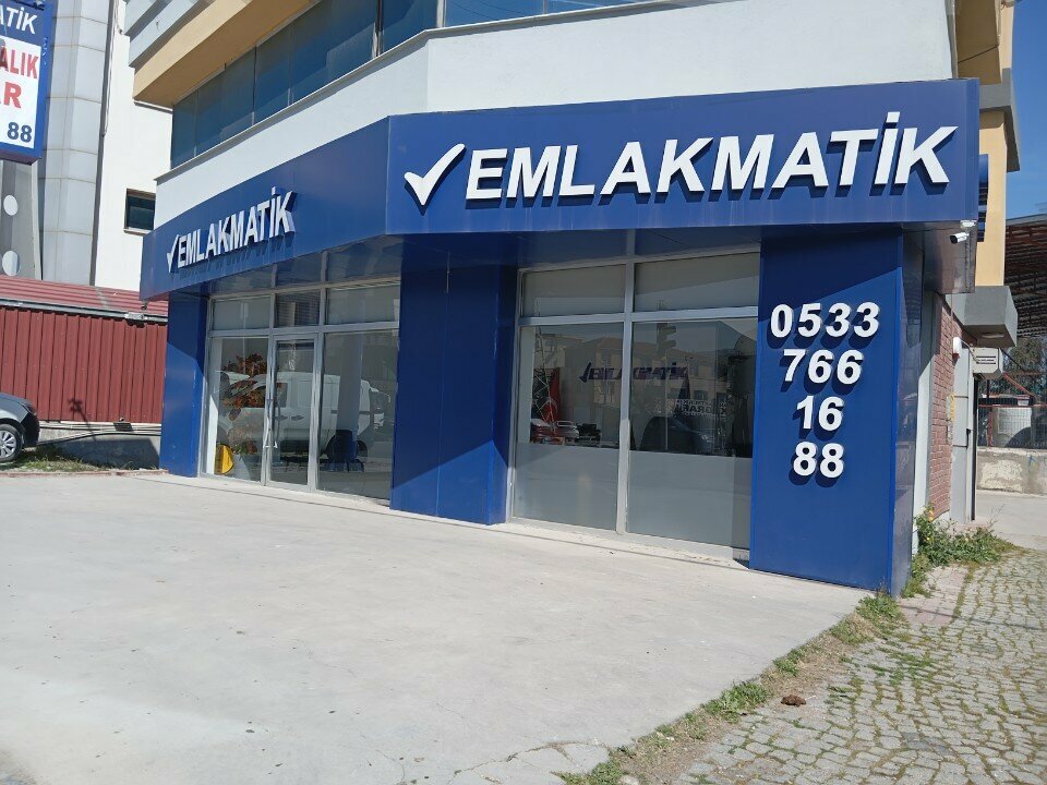 Sale and lease of commercial real estate Emlakmatik, Izmir, photo
