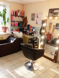 Hairdressers (posyolok gorodskogo tipa Kryukovo, 16), hairdresser