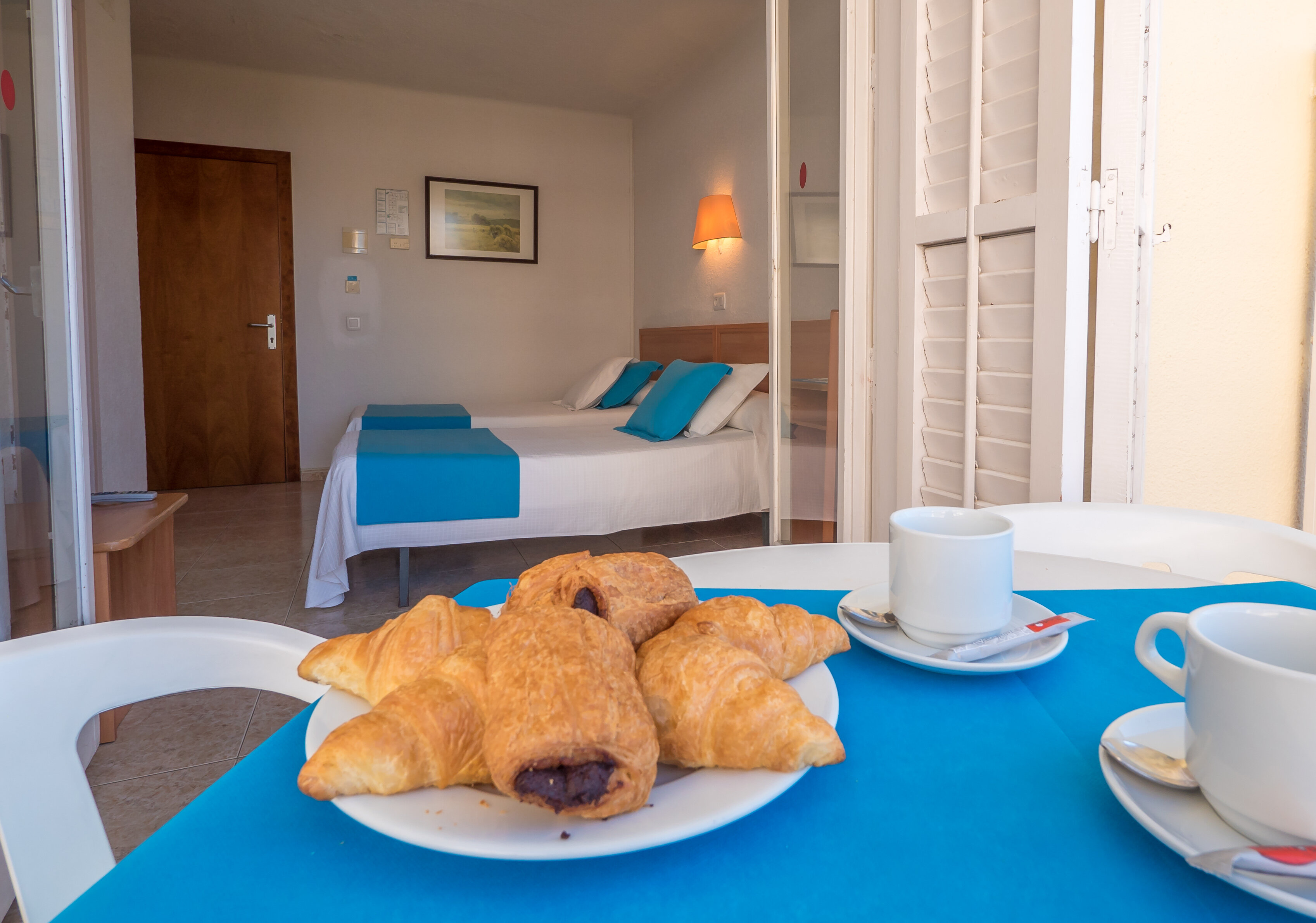 Фото Hotel Checkin Pineda