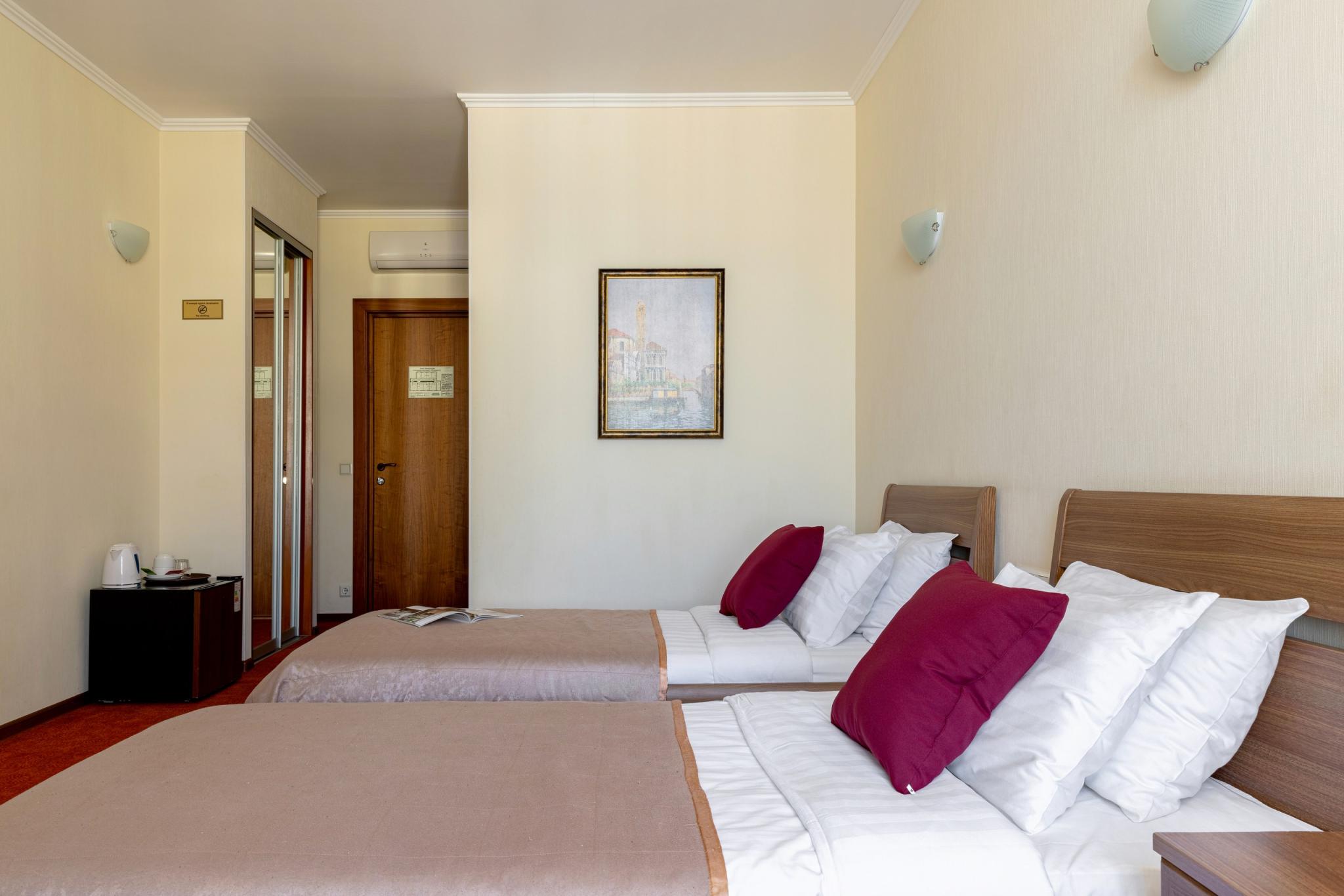 Фото Solo на Владимирской площади