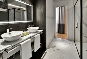 Гостиница DoubleTree by Hilton Trieste