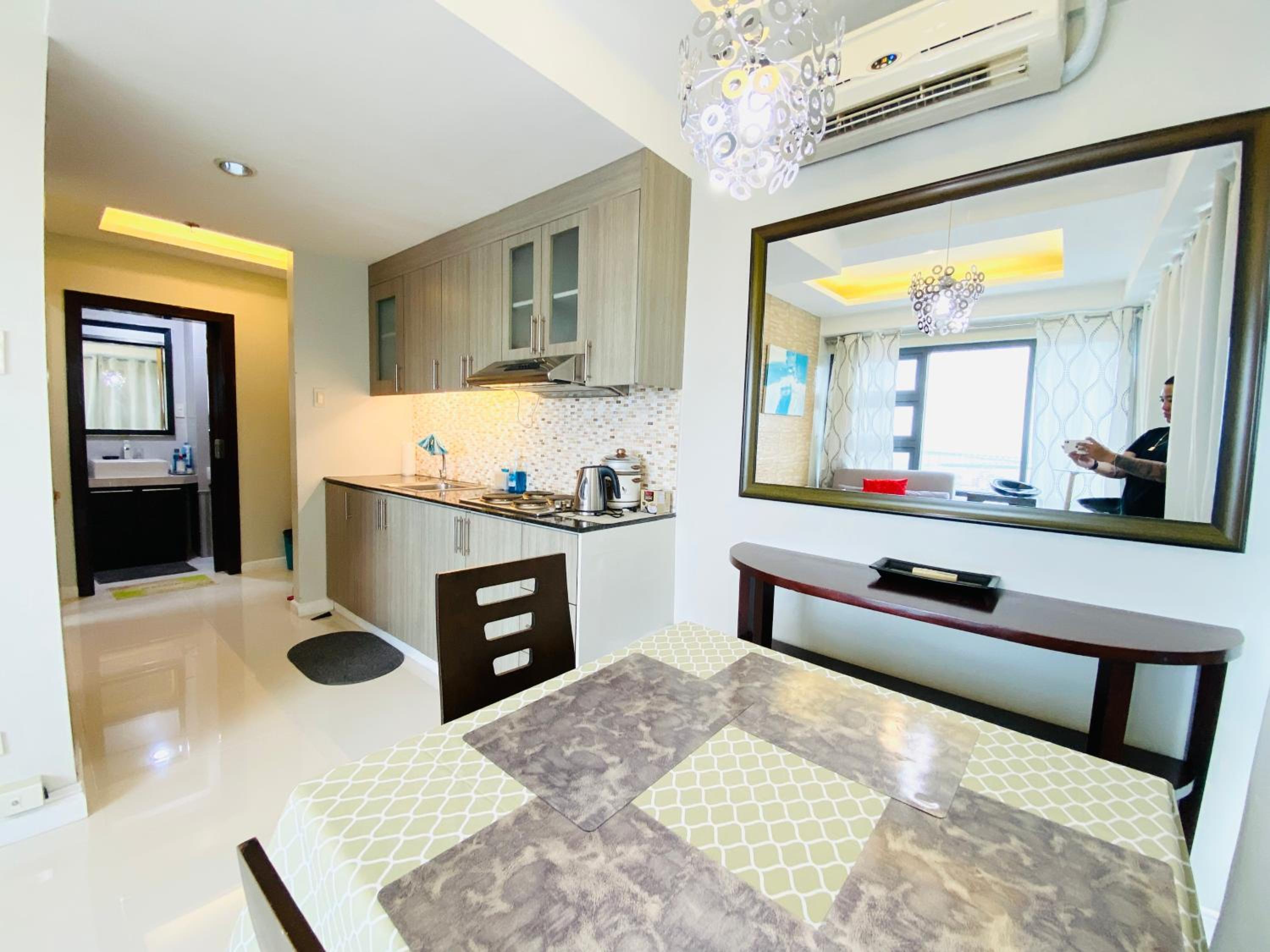 Фото City Suites Ramos Tower