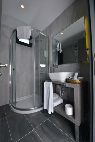 Гостиница A11 Hotel Cadde в Кадыкёй