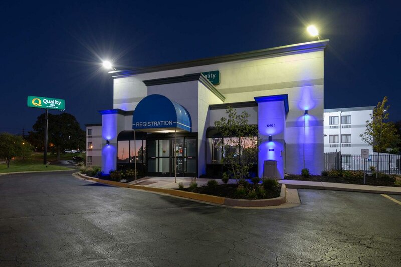 Гостиница Quality Inn Merriam Kansas City