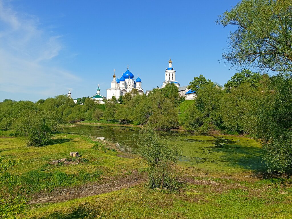Chapel, memorial cross Часовня иконы Божией Матери Живоносный Источник в Боголюбово, Vladimir Oblast, photo