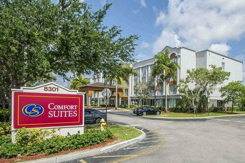 Гостиница Comfort Suites Sawgrass в Тамараке