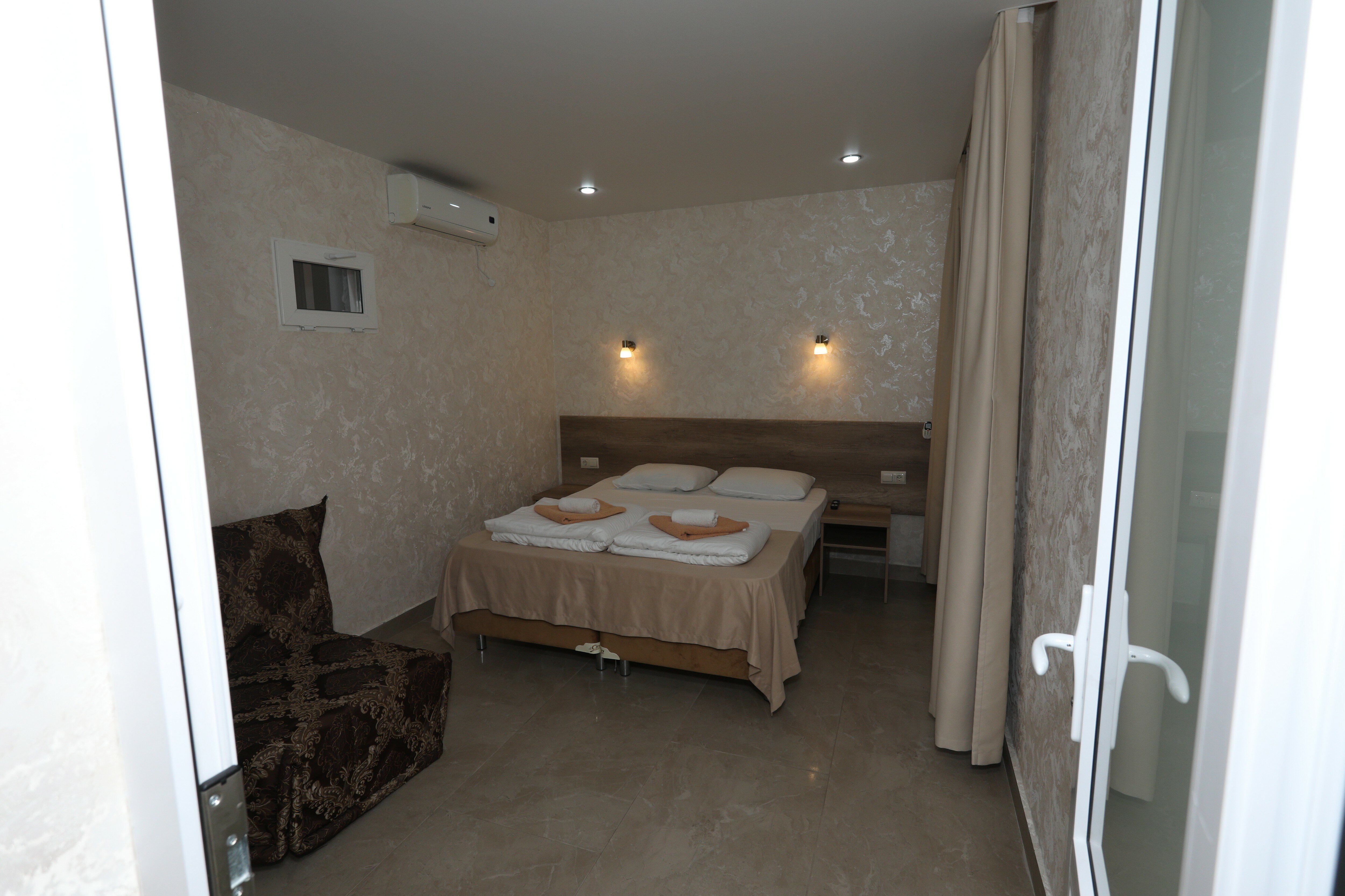 Фото Династия