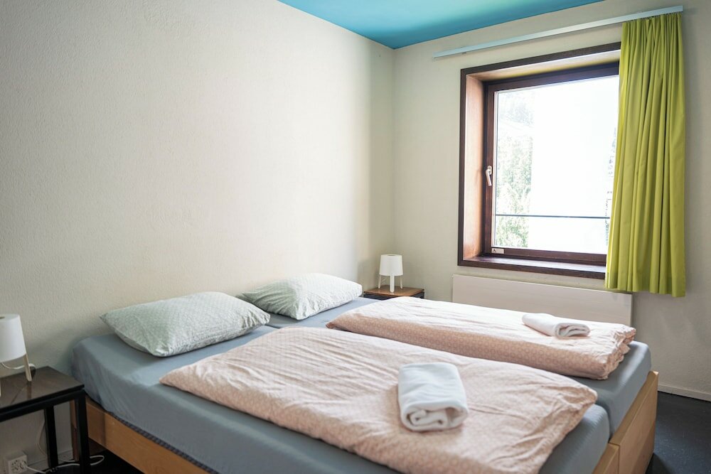 Фото Youth Hostel Zermatt