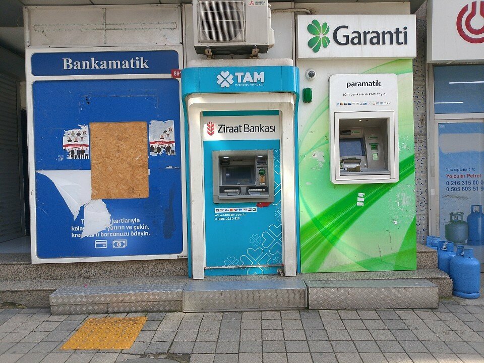 ATM Ziraat Bank, Istanbul, photo
