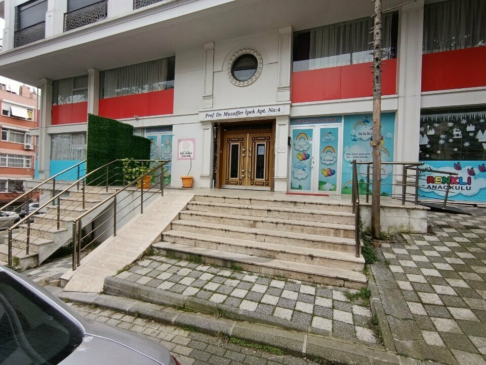 Escuela privada Ozel Renkli Kindergarten, , foto