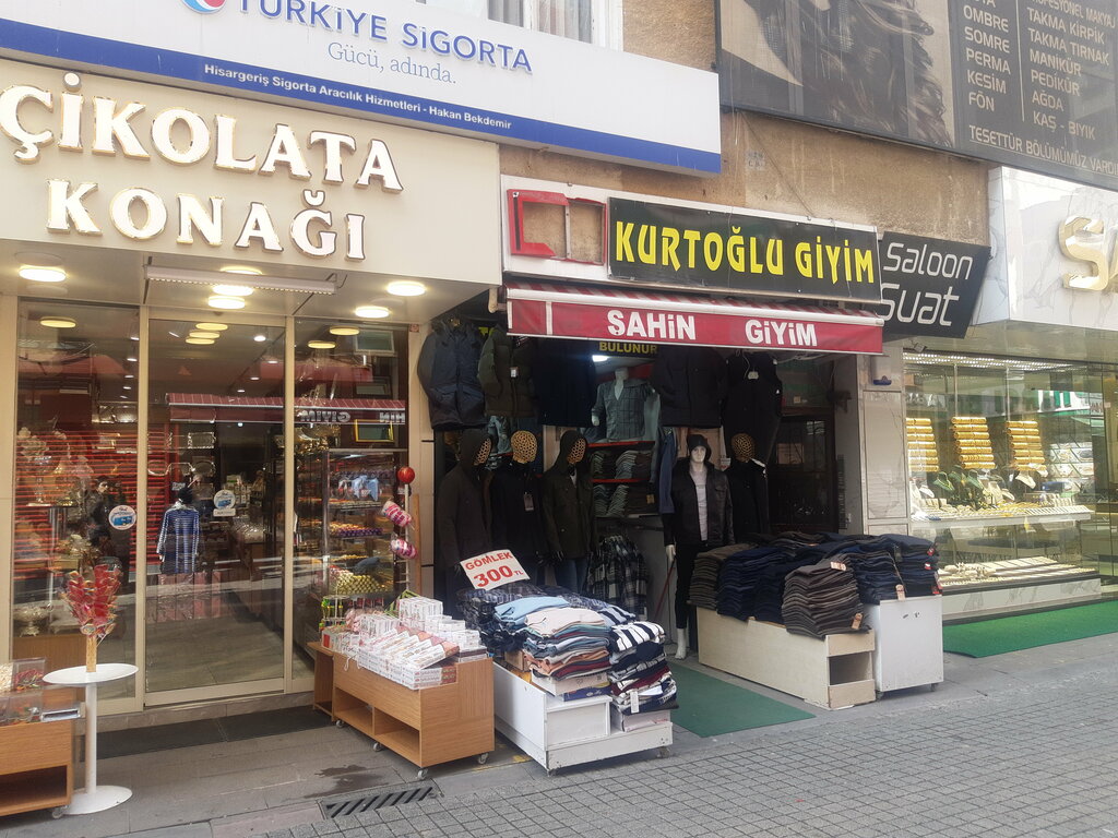 Clothing store Sahin Giyim, Istanbul, photo