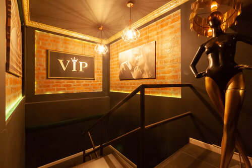 Bachelorette partiyasi porno videolarini onlayn tomosha qiling