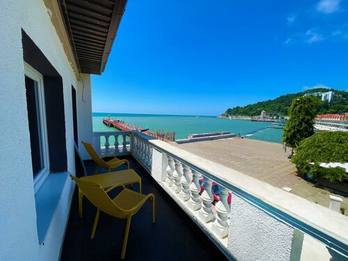 Гостиница Порт в Хосте