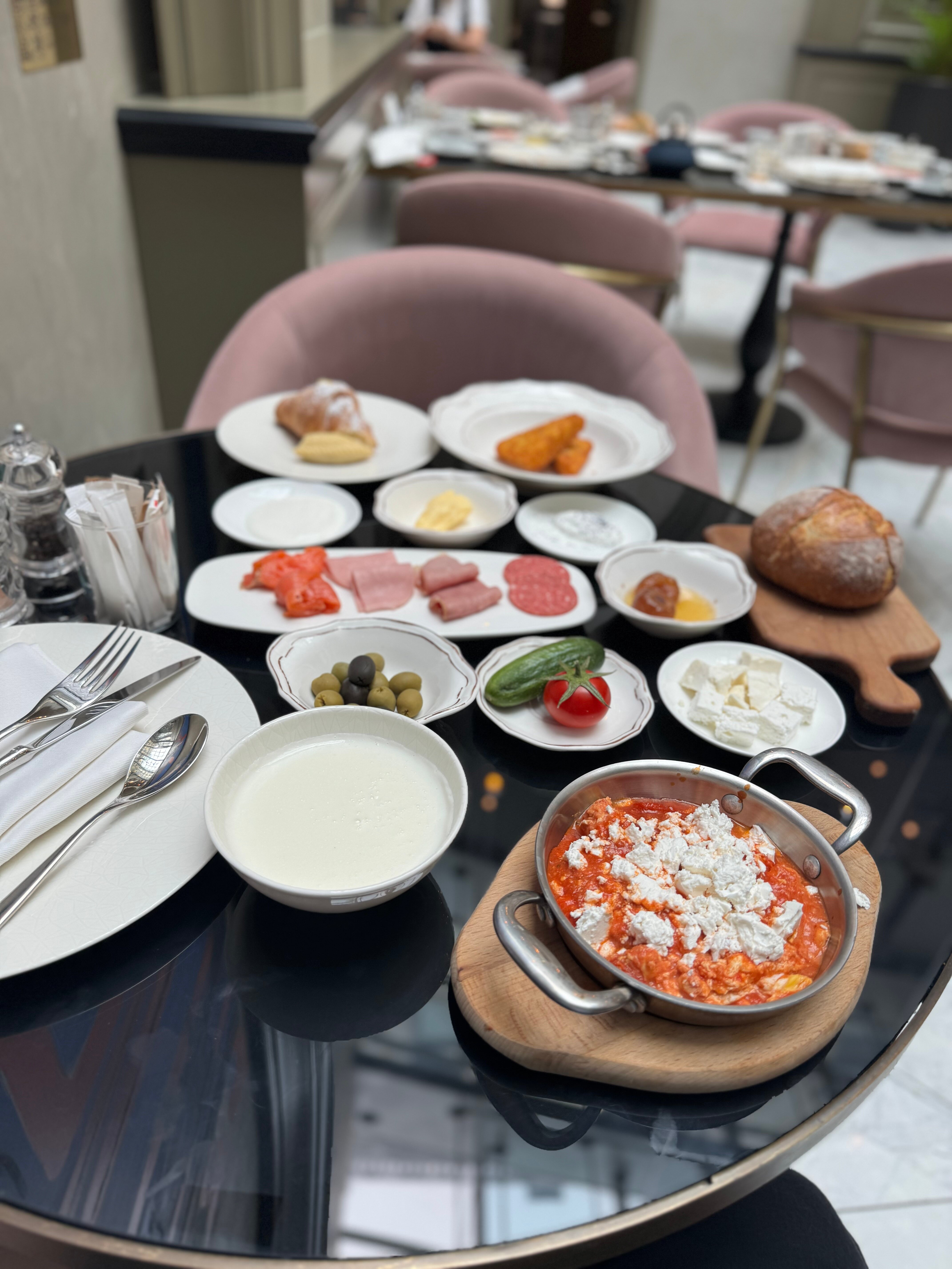 Фото Art Gallery Hotel