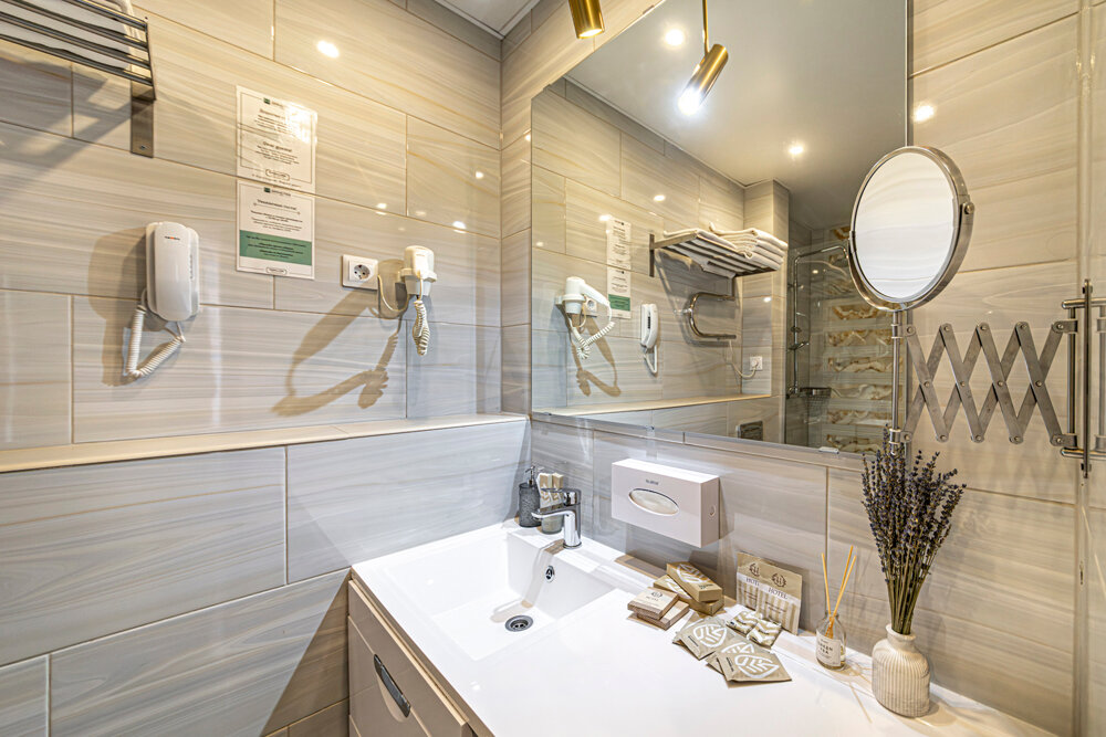 Фото Династия