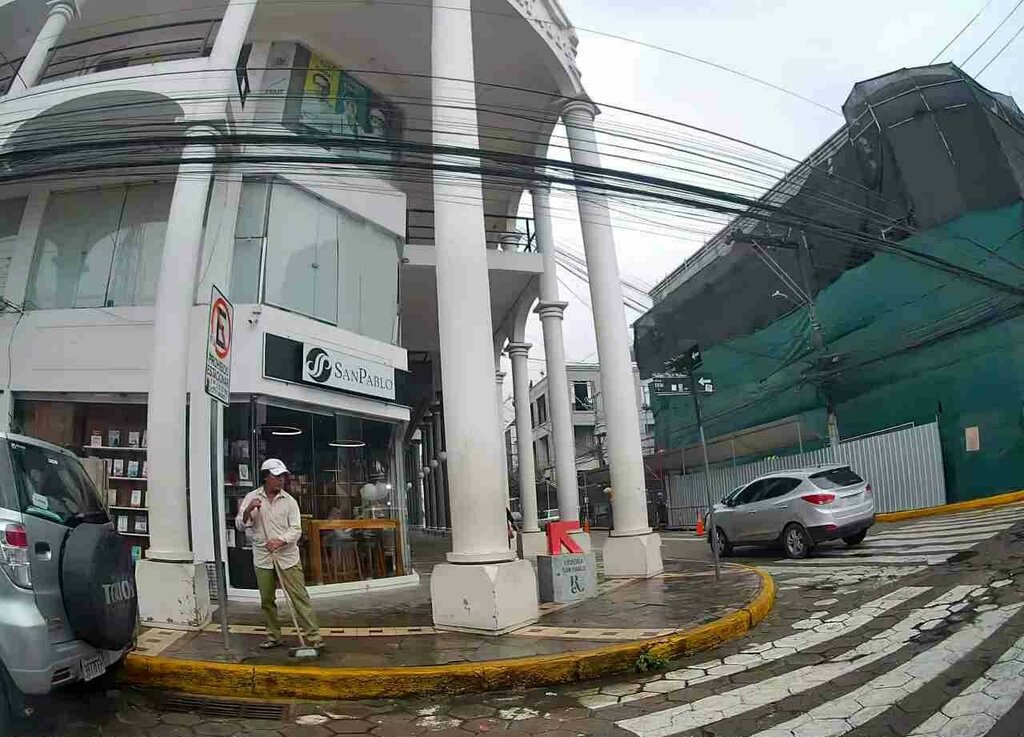Bookstore Cafe y Libreria San Pablo, Santa Cruz de la Sierra, photo