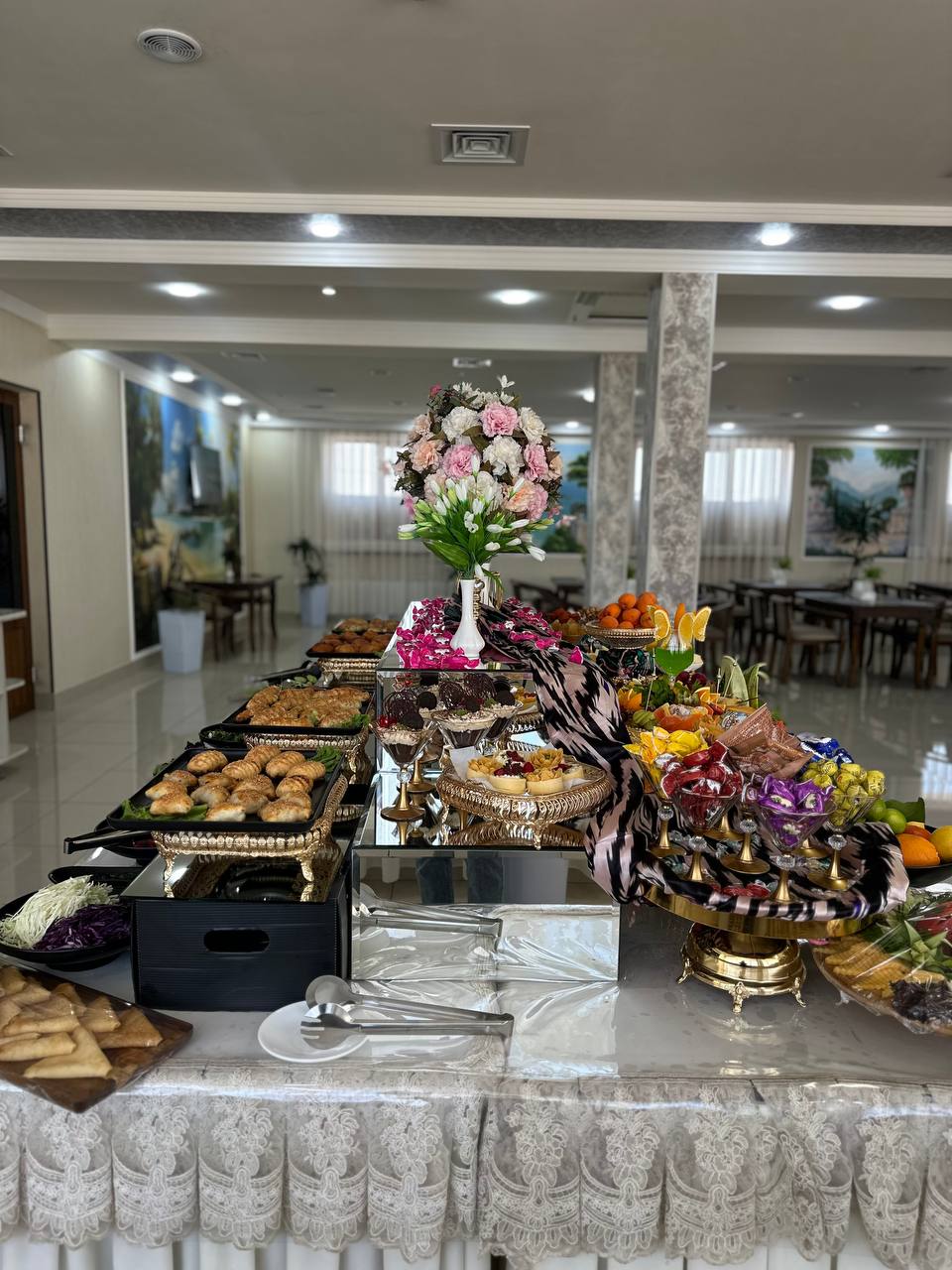 Фото Khan Palace Hotel