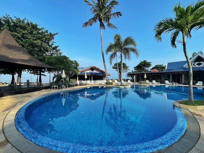 Гостиница Andaman Lanta Resort