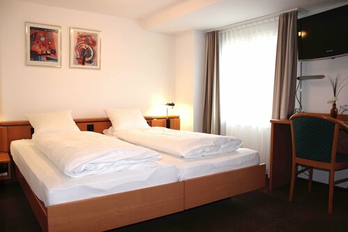 Гостиница Top Hotel Freihof Unteraegeri