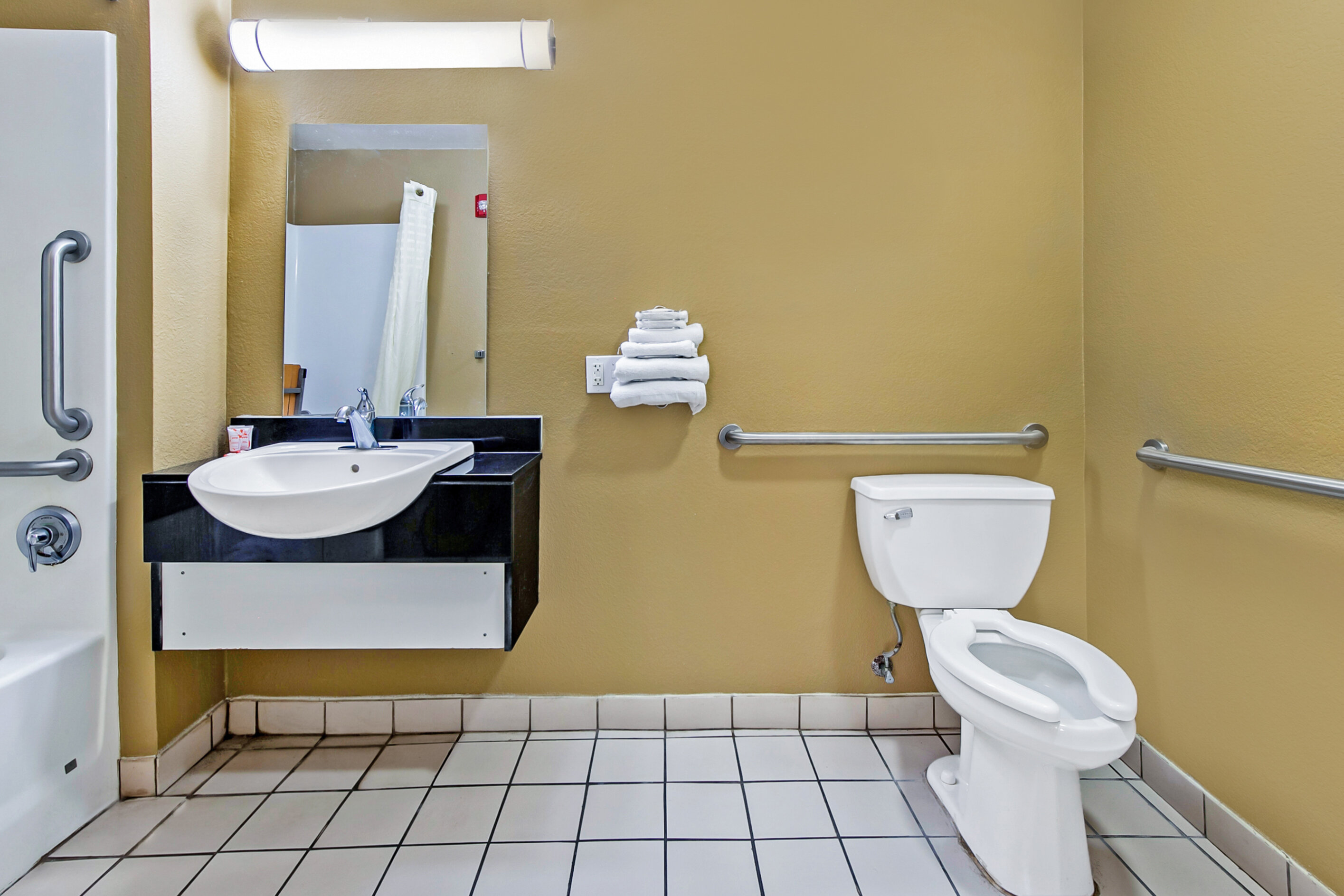 Фото Oyo Hotel Lake Charles Hwy 10