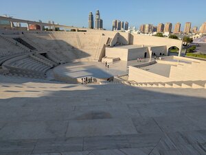 Amphitheatre (الدوحه, Zone 66, القصار, Block 18) ، مسرح