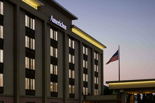 Гостиница AmericInn by Wyndham Madison West в Мэдисоне