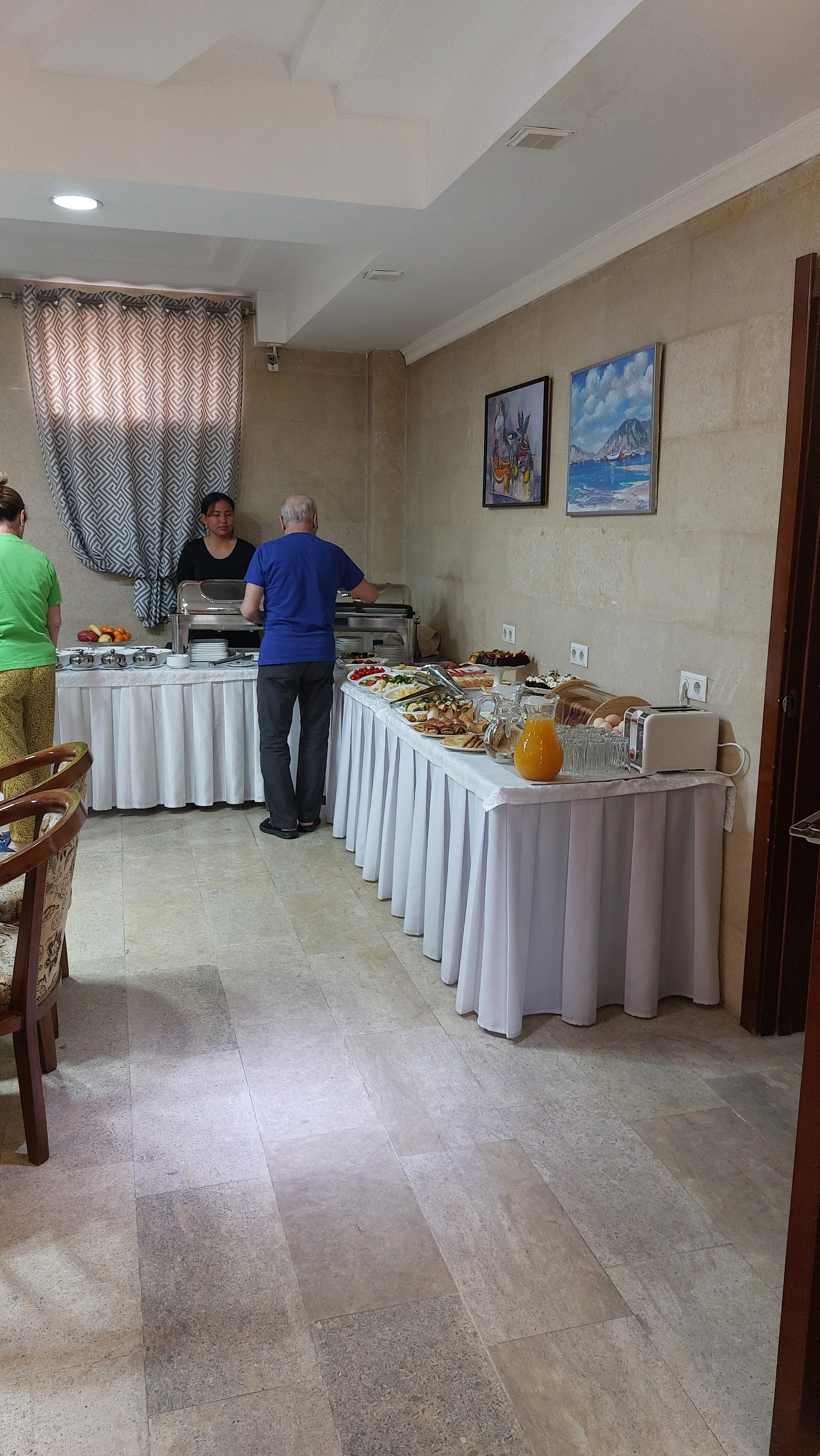 Фото Soluxe Bishkek Hotel