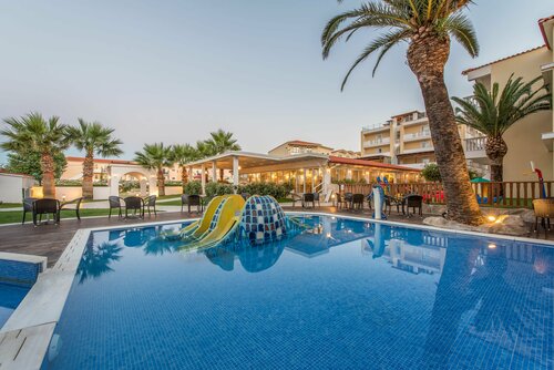 Гостиница Galaxy Beach Resort, Bw Premier Collection