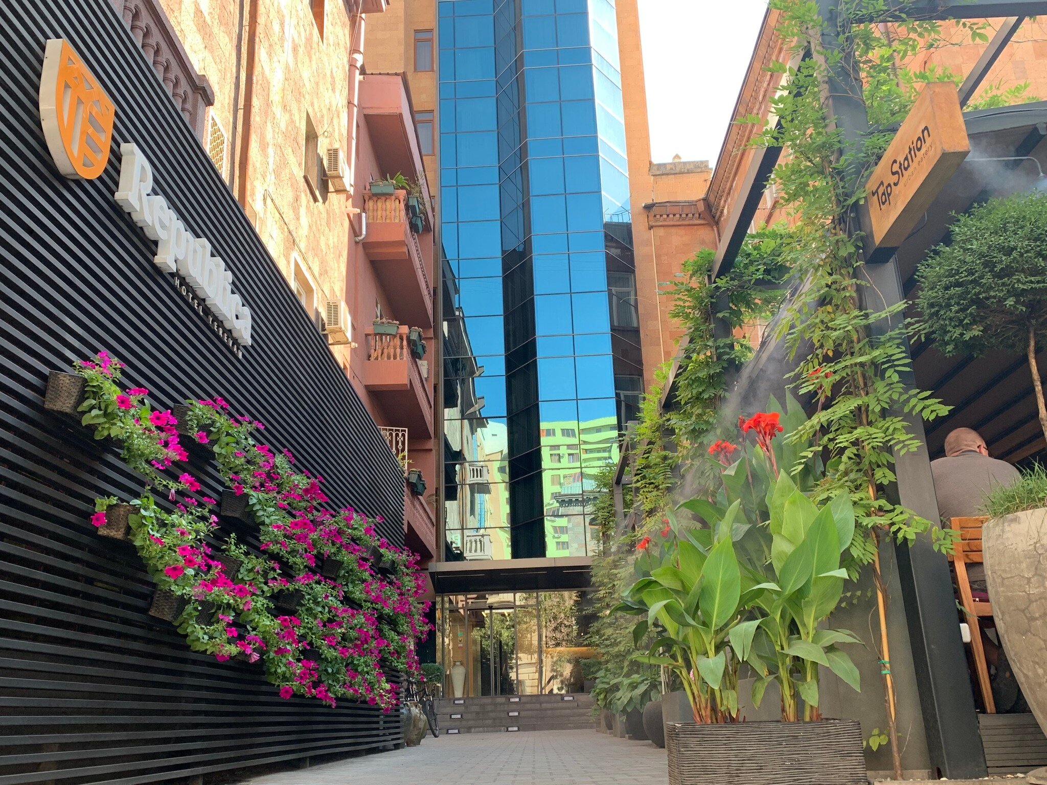 Фото Отель Република Ереван