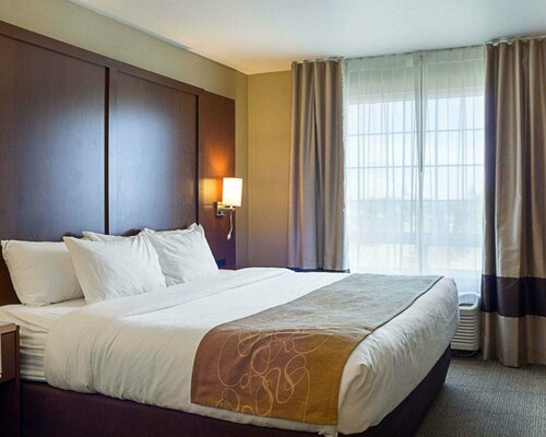 Гостиница Comfort Suites Minot в Миноте