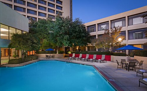 Гостиница Dallas/Fort Worth Airport Marriott в Грейпвайне