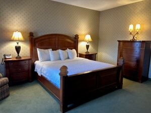 Гостиница Piccadilly Inn Airport