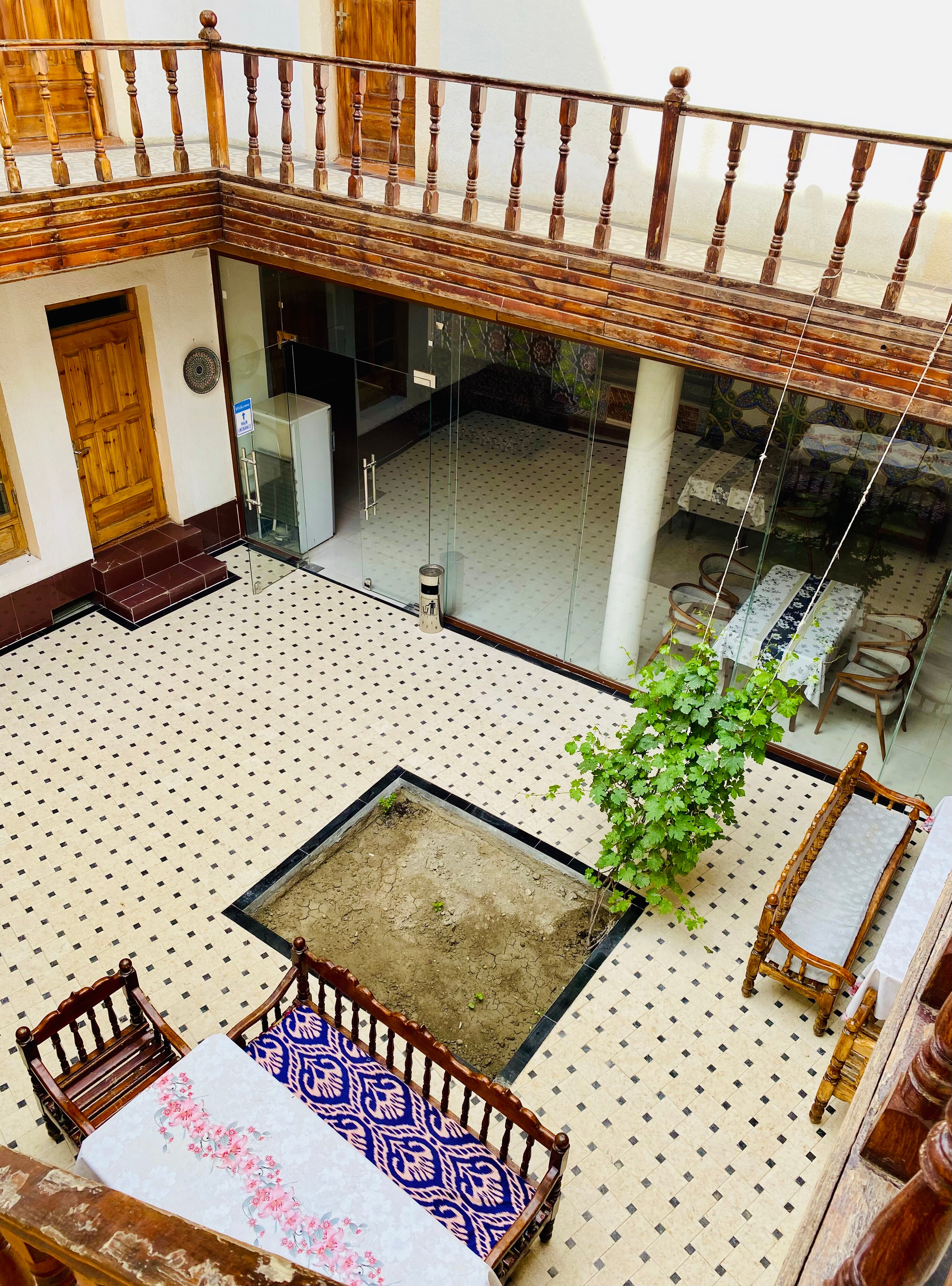 Фото Otkirbek Hotel