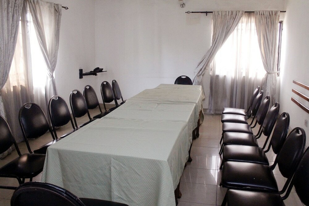 Фото Manor Hotel